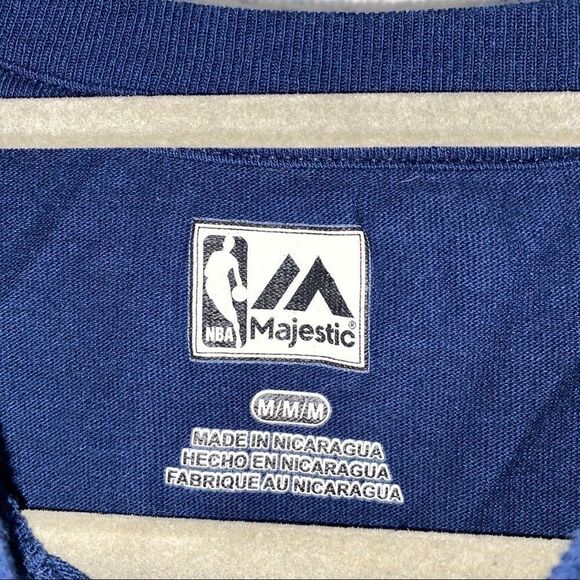 Cleveland cavs throwback t-shirt men’s size med but runs small - Picture 3 of 4